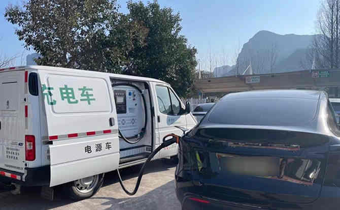 长丰汽车搭电